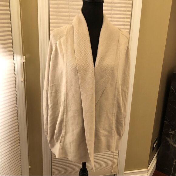 Vince Camuto poncho sweater - Picture 1 of 3